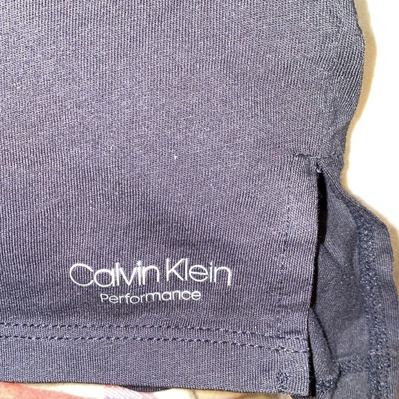 Calvin Klein performance logo short sleeve top M - Picture 10 of 11